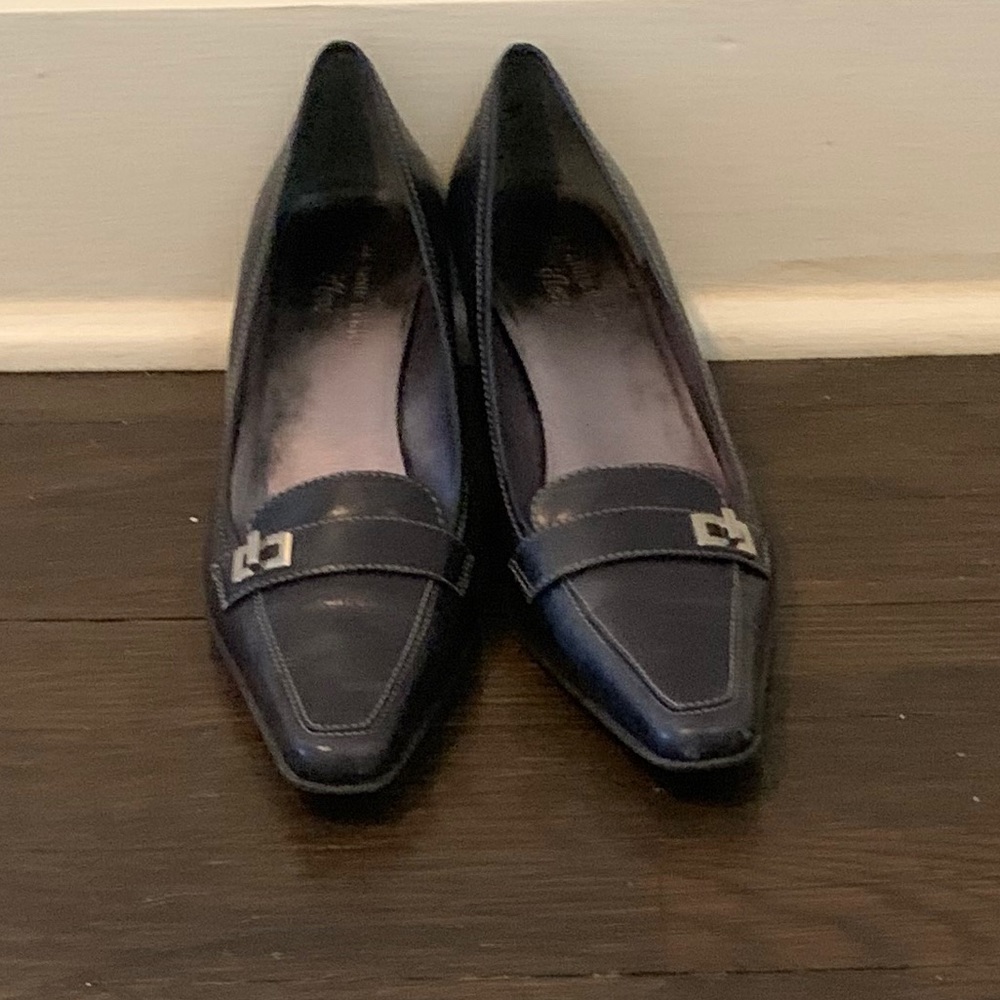 Like New Anne Klein Jemmalyn Pump